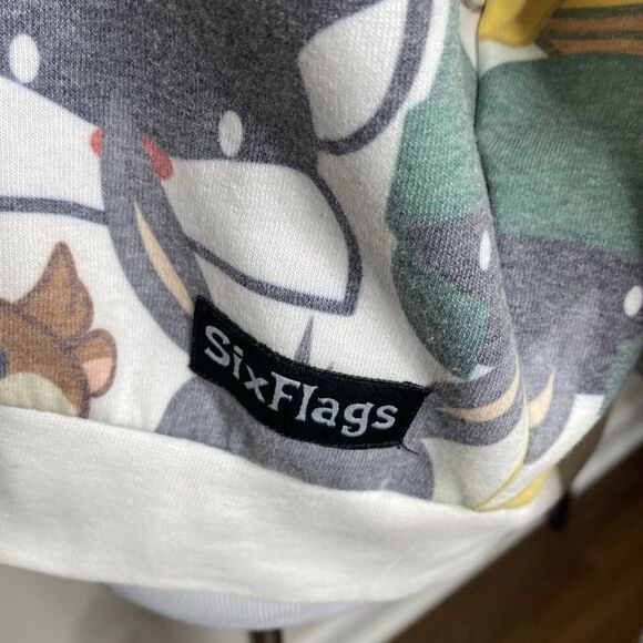 Six Flags Looney Tunes Crew Neck All-Over Print Sweatshirt Bugs Tweety Sz Large - Picture 3 of 7